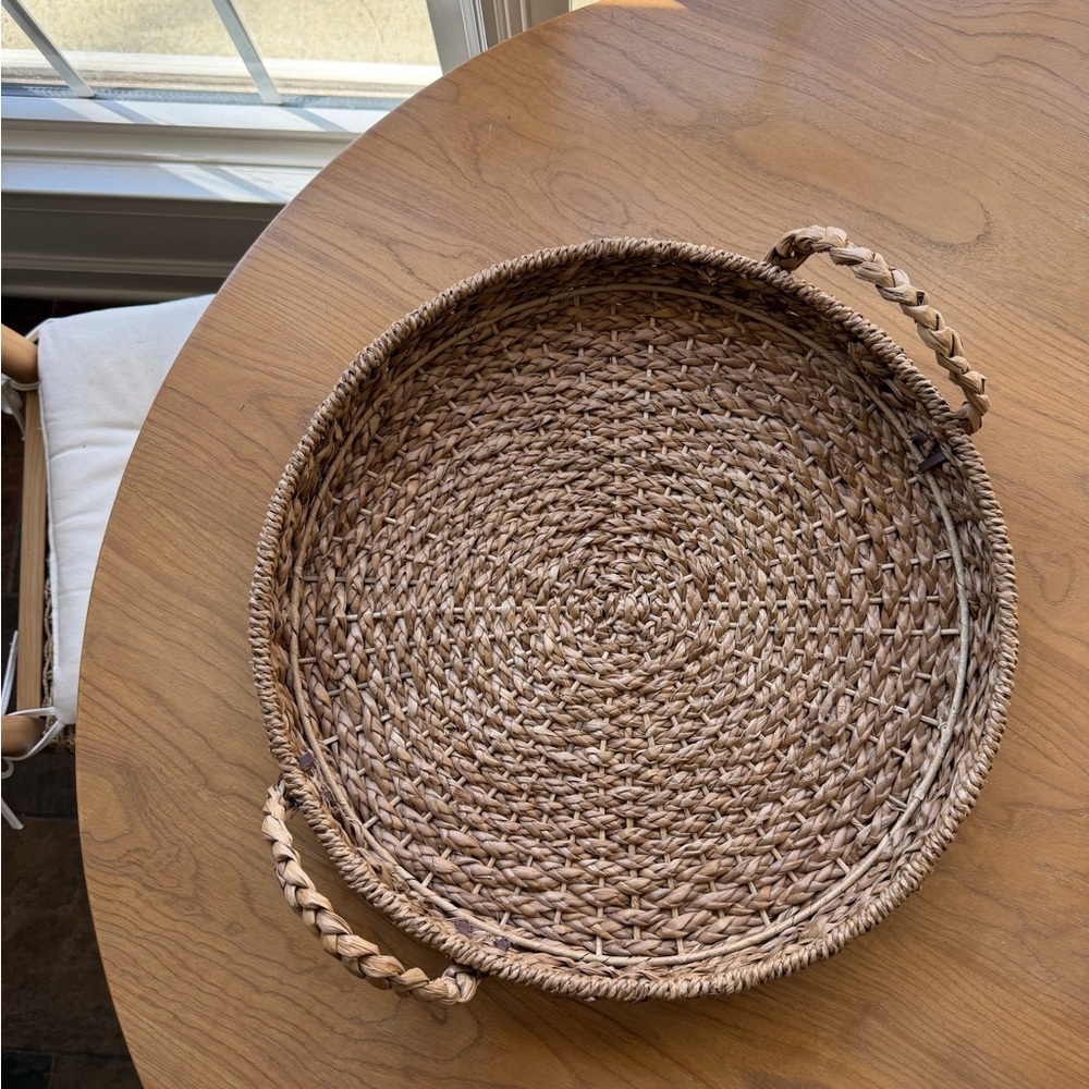 Woven Tray - Natural Brown Salter Woven Tray McGee and Co. - Picture 4 of 7
